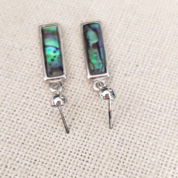 Delicate abalone and silver earrings - Picture 3 of 6